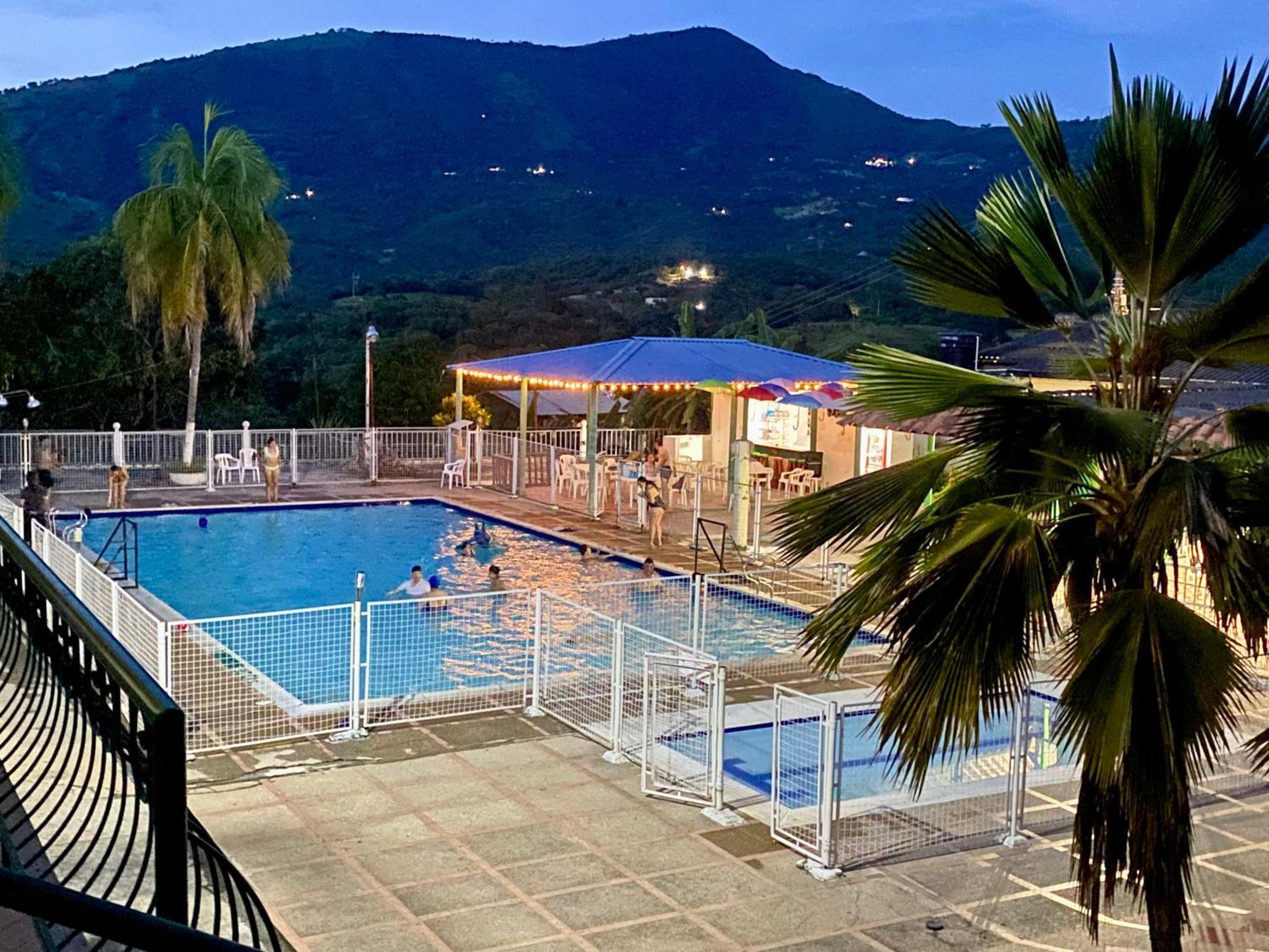 Club Vacacional Copen Ξενοδοχείο Tocaima Εξωτερικό φωτογραφία